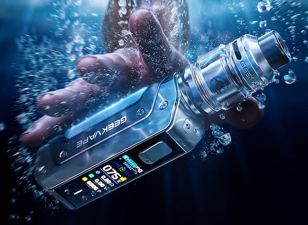 The Geekvape Aegis Solo 3 features IP68-level dust and water resistance.