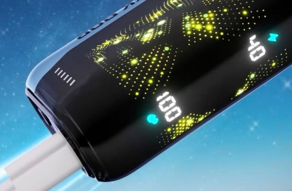 A modern Geek Vape disposable vape has a screen that lets you know when the battery is done charging.