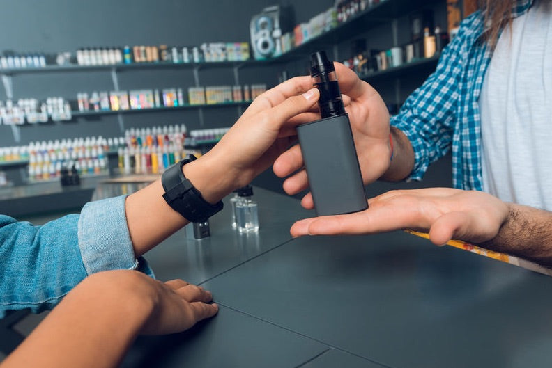 Vape Shop Near Me vs Online